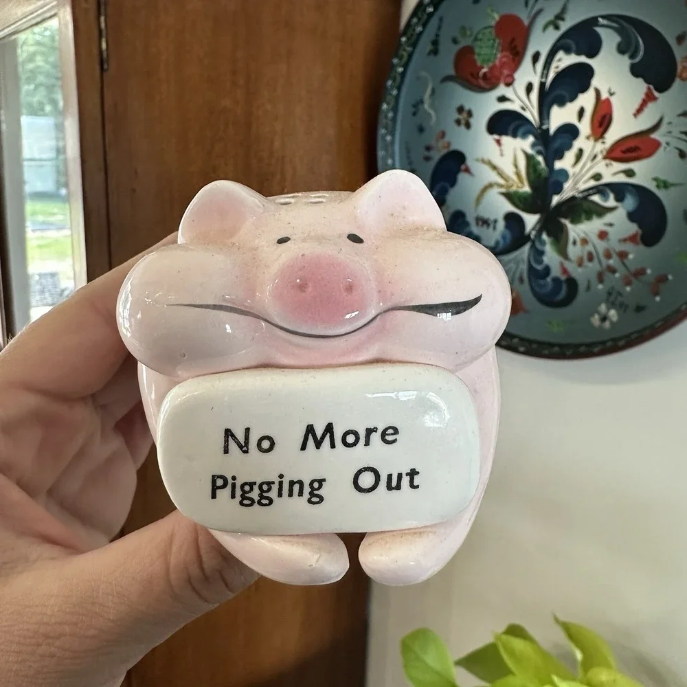 Pink‎ White Ceramic Pig Figural Salt Shaker w/ Stopper 